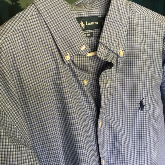 Ralph Lauren Classic Fit Button Down - Picture 6 of 7
